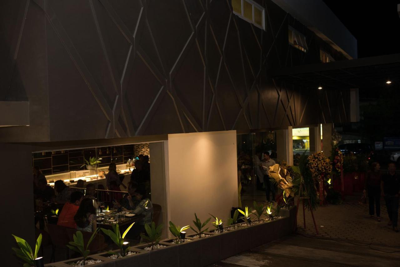 Hotel Areca Legazpi Εξωτερικό φωτογραφία