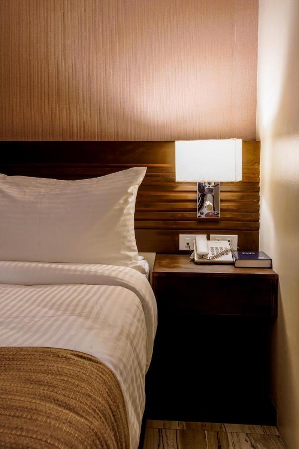 Hotel Areca Legazpi Εξωτερικό φωτογραφία