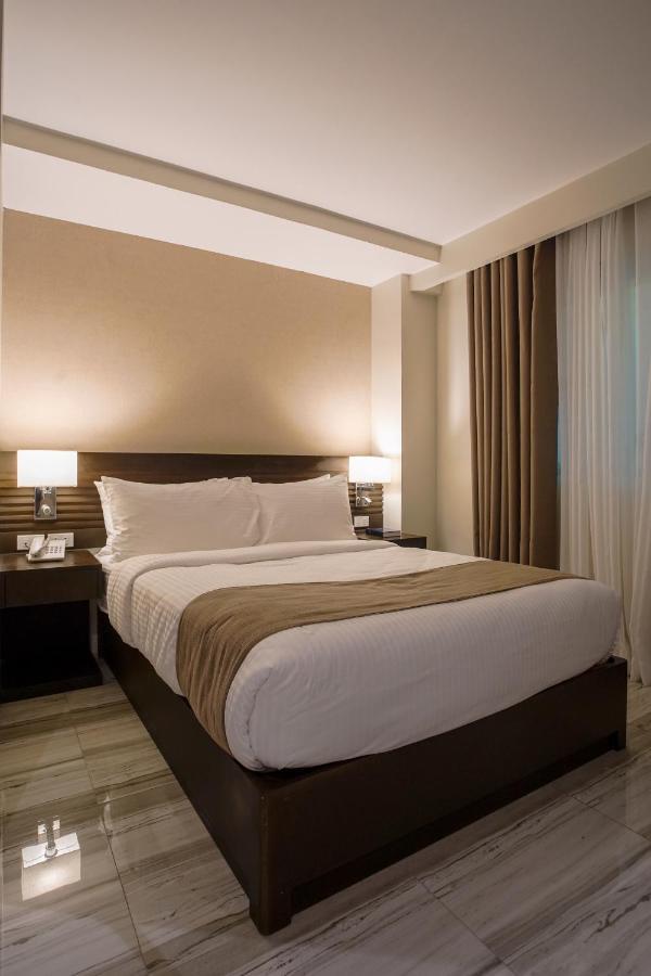 Hotel Areca Legazpi Εξωτερικό φωτογραφία